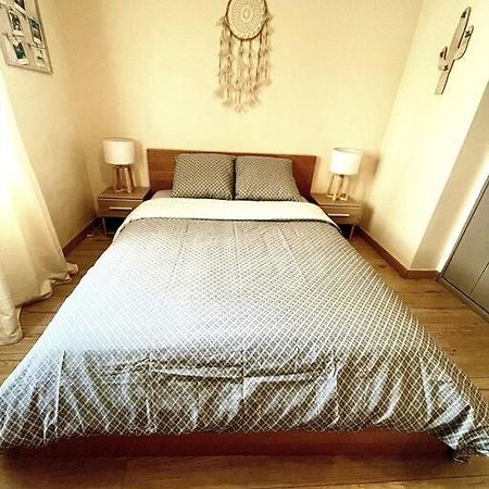 Jolie Maison De Ville - 4 Personnes - Wifi - Tv Mauguio Bagian luar foto