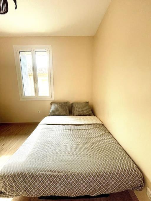 Jolie Maison De Ville - 4 Personnes - Wifi - Tv Mauguio Bagian luar foto